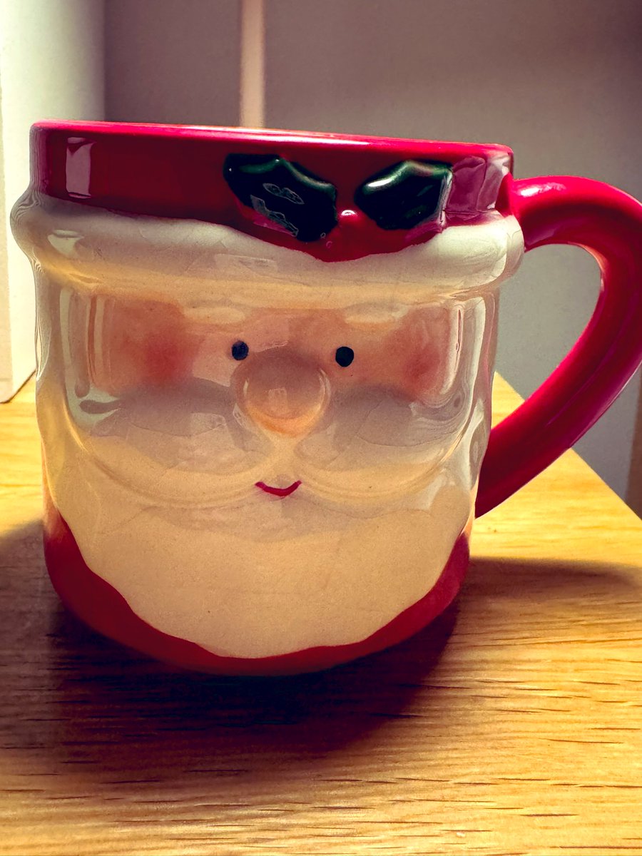 Good Morning 
Todays Christmas Novelty Mug 🎄
Have a good day 🎄