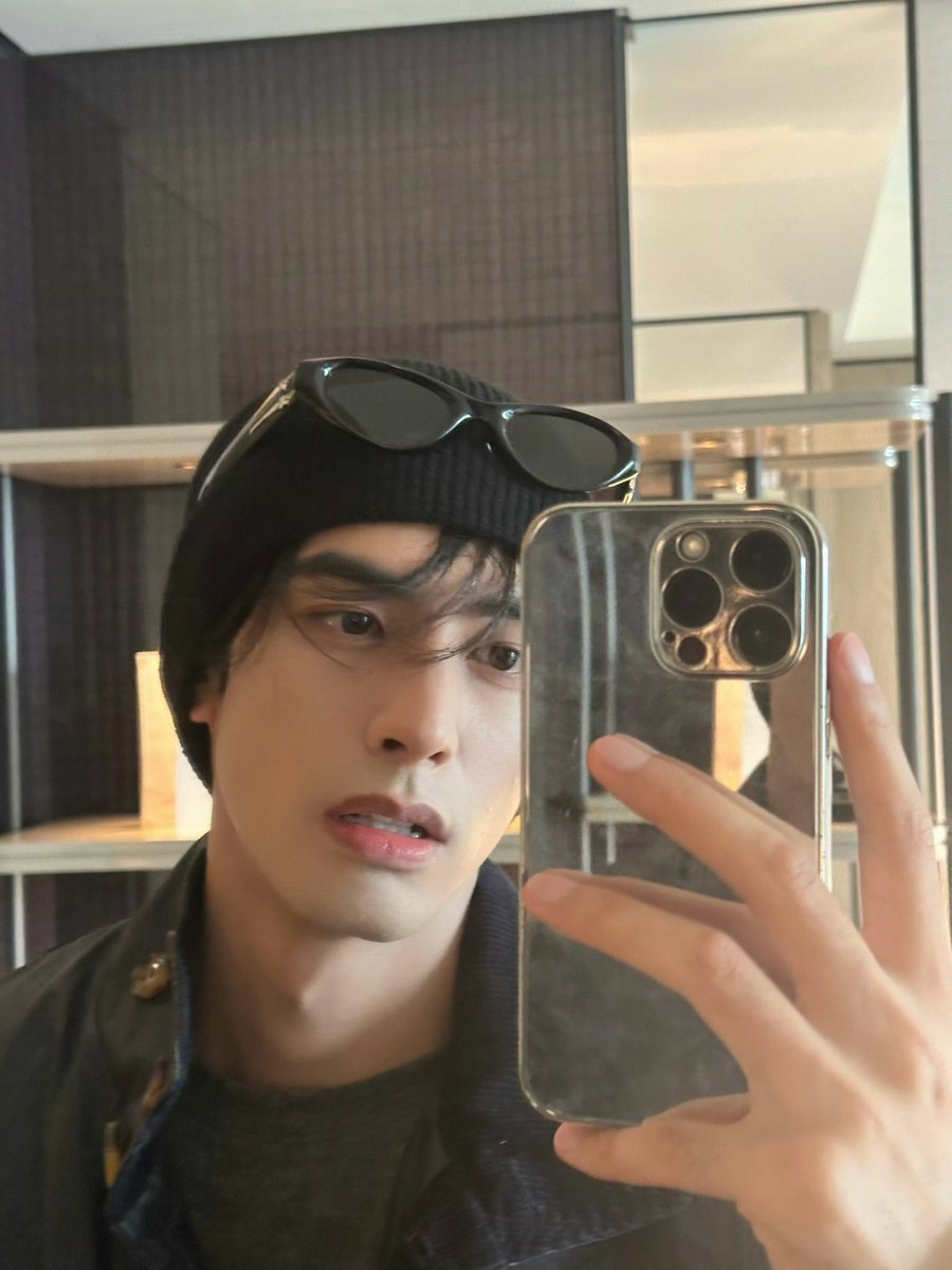 actswll's tweet image. 25.11.07
Weibo update