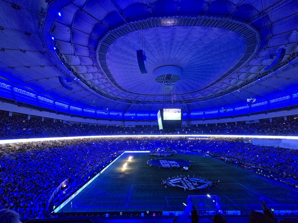 PlanetJDF's tweet image. Crazy pregame atmosphere at the #VWFC game.