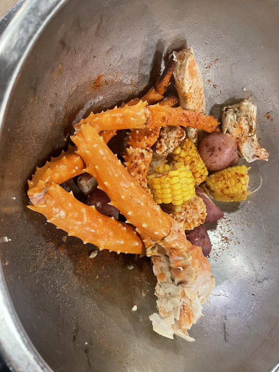 ReviewMyDB's tweet image. I don’t know about you but I know I really enjoyed my King Crab and my time at the #CrabPot with all of the #SQLFamily! I hope more of you join us next year! This definitely helps at the end of the week… we tried a quiet room section this year and it worked pretty good so next…