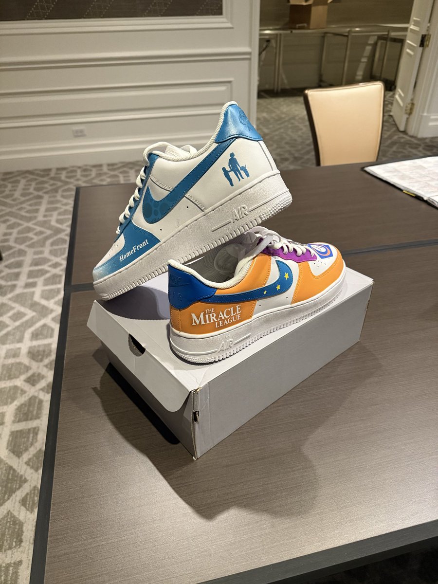 Tom McCarthy tweet media