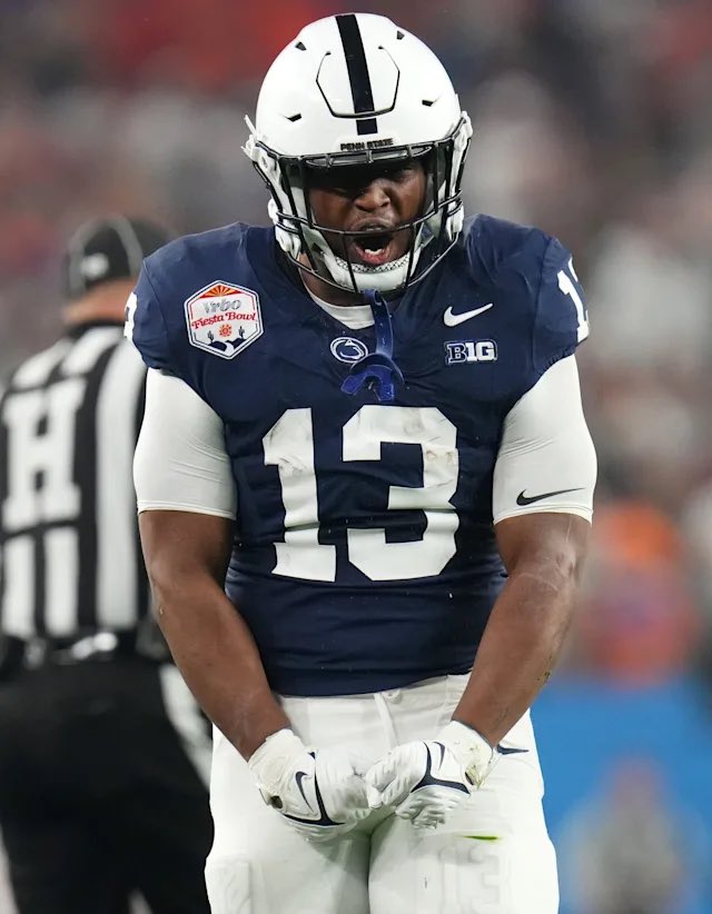 IT IS OFFICIAL. FATMAN STANDS ALONE! 

KAYTRON ALLEN IS THE ALL-TIME LEADING RUSHER IN PENN STATE HISTORY!! #WeAre🔵⚪️