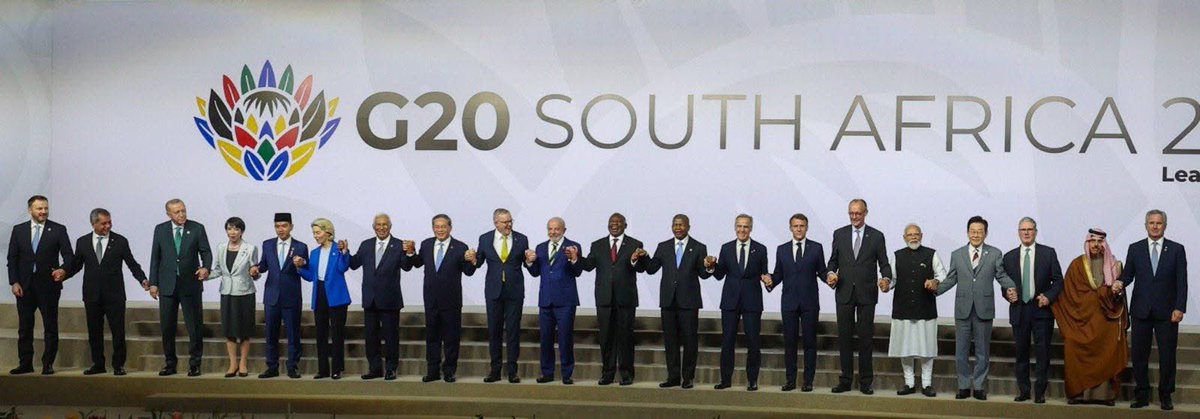 amitmishrasw2's tweet image. G-20 - जोहान्सबर्ग में PM मोदी विभिन्न देशों के प्रमुखों के साथ !!
#G20SouthAfrica #G20
