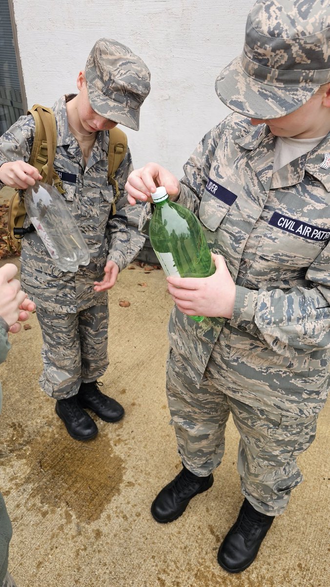 mocapnews's tweet image. Lake Ozark Regional Composite Squadron participated in an Acu-Rite Professional Weather Station STEM Kit today! They ran several weather related experiments after we set up our Acu-Rite Professional Weather Station STEM Kit. #civilairpatrol #CAPcadet
