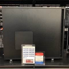 dospara_fky's tweet image. 【新入荷商品】
＃FractalDesign FD-CA-DEF-R5-BK　¥18,480

◆静穏性⭕️
高密度吸音材やスロットカバー搭載🤫
◆拡張性⭕️
HDD最大8台、SSD最大10台搭載可能

データをたくさん保存したい、静かなPCを組みたい方にオススメ‼
ぜひ、福山ココローズ店へご来店ください💁‍♂️
#ドスパラ　#福山