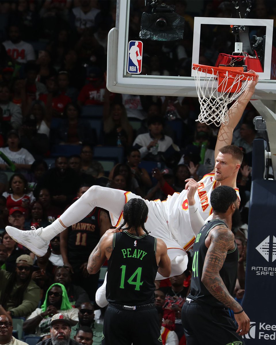 ATLHawks's tweet image. Game...blouses