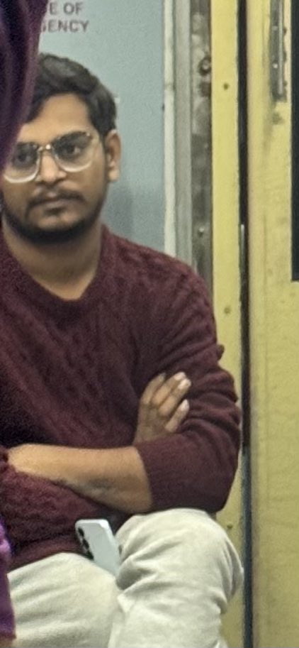 ProfRatnesh's tweet photo. @IRCTCofficial my Adidas Samba Sneakers worth 12,000 were stolen from Train 09004, G19, SL 15. It was stolen by a person sitting on Seat 30 of same coach. Multiple people confirmed they say him with my shoes. I have his photo as he was smoking in the train. Please help 🙏🏻 https://t.co/oYHNMRCAhR