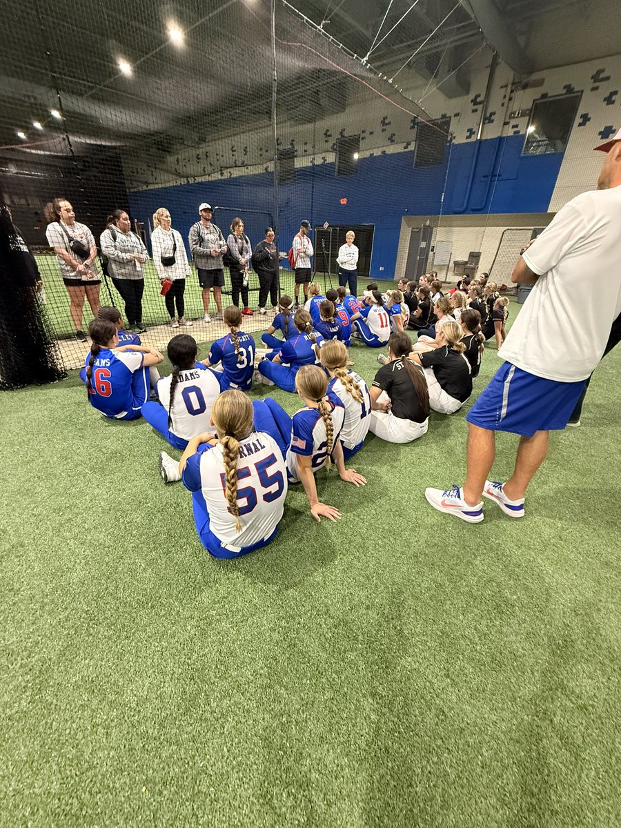 cnote1616's tweet image. Thank you Coaches for a great camp! Girls had a great time and learned a lot. 
@Gorilla_SFB @BakerWildcatSB @jewellsoftball @RockUSoftball @UCMJensSoftball @EState_Softball @IchabodSB @OttawaBravesSB @Avila_Softball @MSSUSoftball @GriffonSoftball 
@Kctoptier @ejonesrockchalk