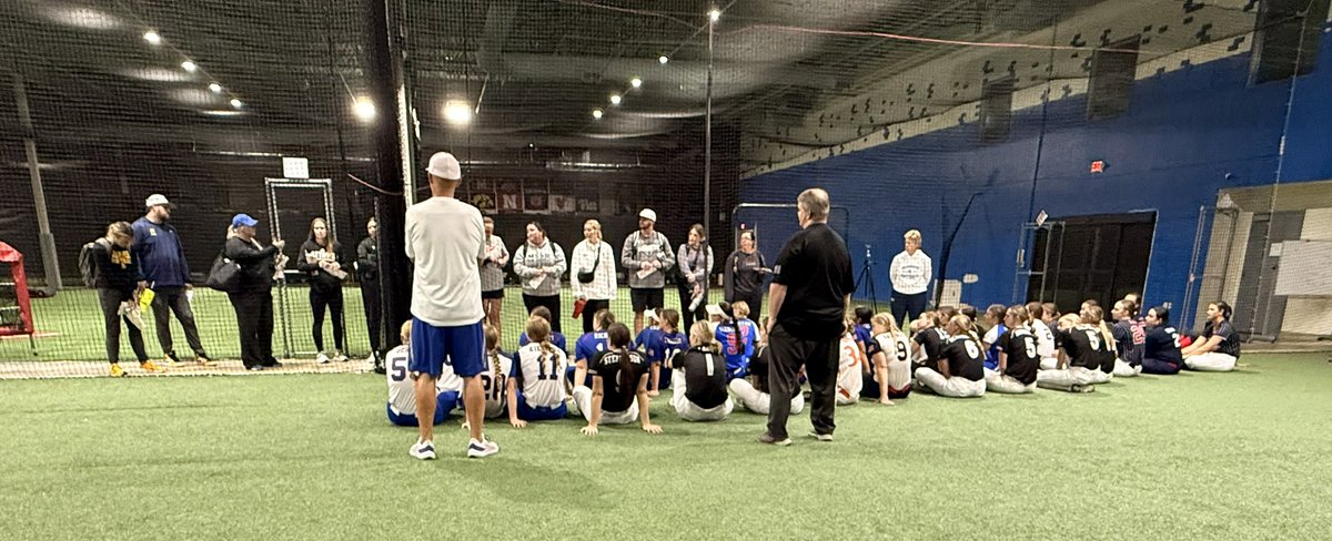 cnote1616's tweet image. Thank you Coaches for a great camp! Girls had a great time and learned a lot. 
@Gorilla_SFB @BakerWildcatSB @jewellsoftball @RockUSoftball @UCMJensSoftball @EState_Softball @IchabodSB @OttawaBravesSB @Avila_Softball @MSSUSoftball @GriffonSoftball 
@Kctoptier @ejonesrockchalk