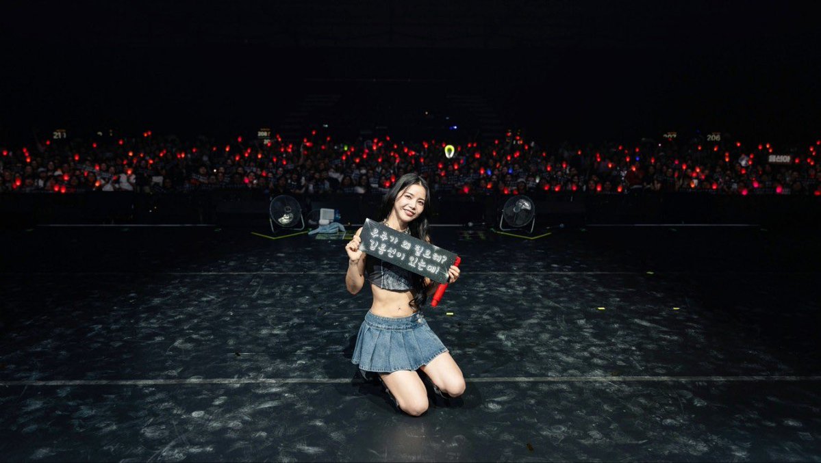 RBW_MAMAMOO's tweet image. [#솔라]

🚀 솔라 (Solar) 3rd CONCERT
[Solaris] in SINGAPORE 🚀

싱가포르의 열기와 여러분의 사랑이 더해져
오늘 무대가 누구보다 뜨겁게 빛났습니다 ❤️‍🔥

용순 여러분과 함께 만든
오늘을 평생 간직하겠습니다 ☘️

#Solar #MAMAMOO
#Solar_3rd_Concert #Solaris