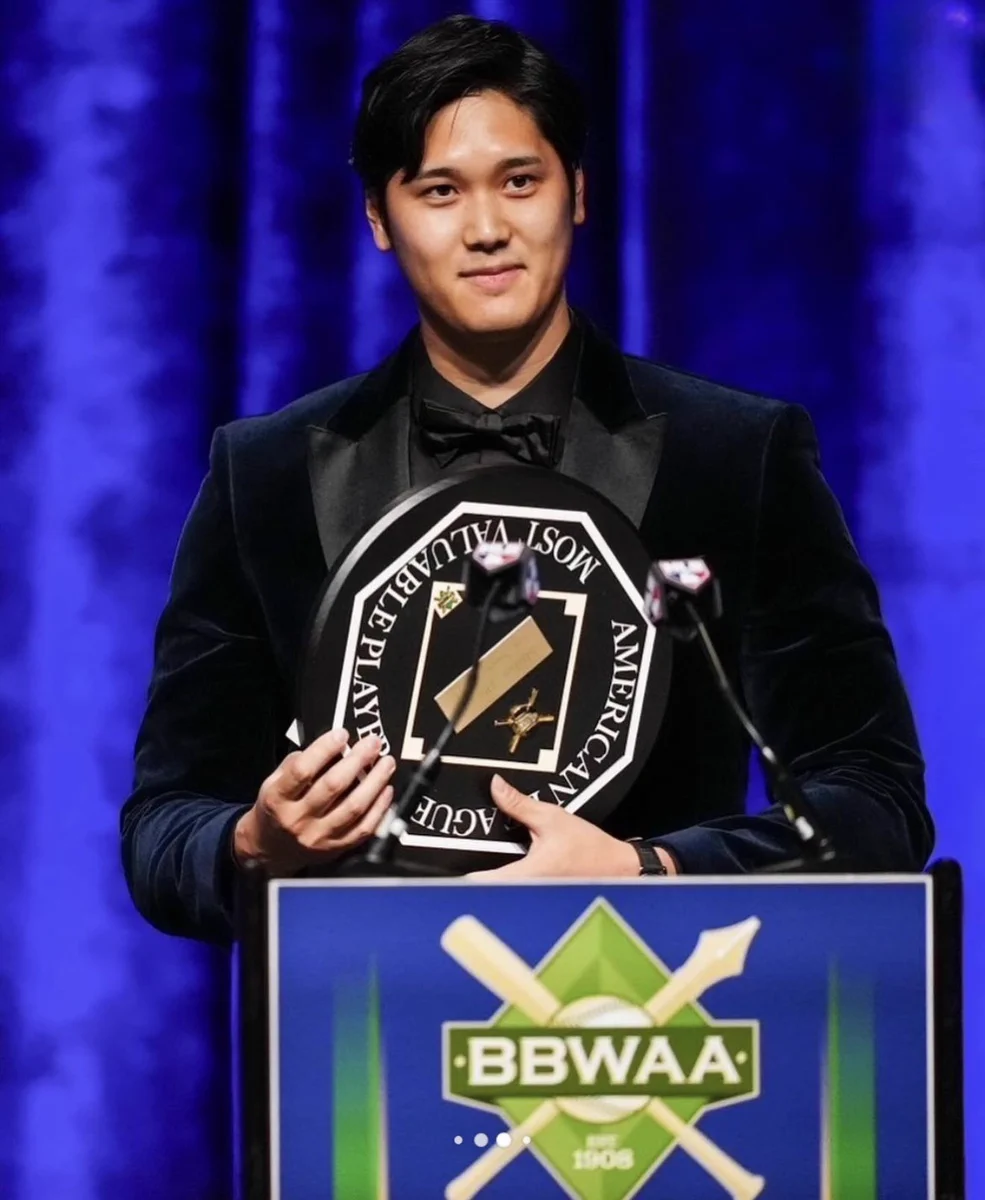 大谷翔平、満票で4度目のNL MVP受賞 英語スピーチで家族と愛犬に感謝