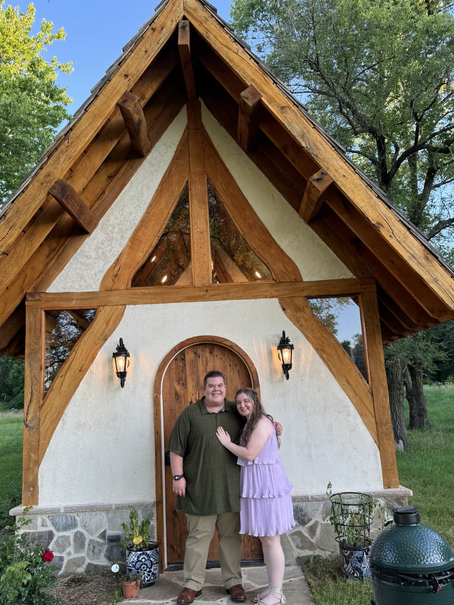 fiddlerbrett's tweet image. Happy Birthday to the love of my life, @madpaige1122! You’re the most caring, beautiful, and kind person I know. You light up my life and I can’t wait to spend the rest of it with you. I’m so incredibly proud of you and the things you’ve accomplished. I love you!