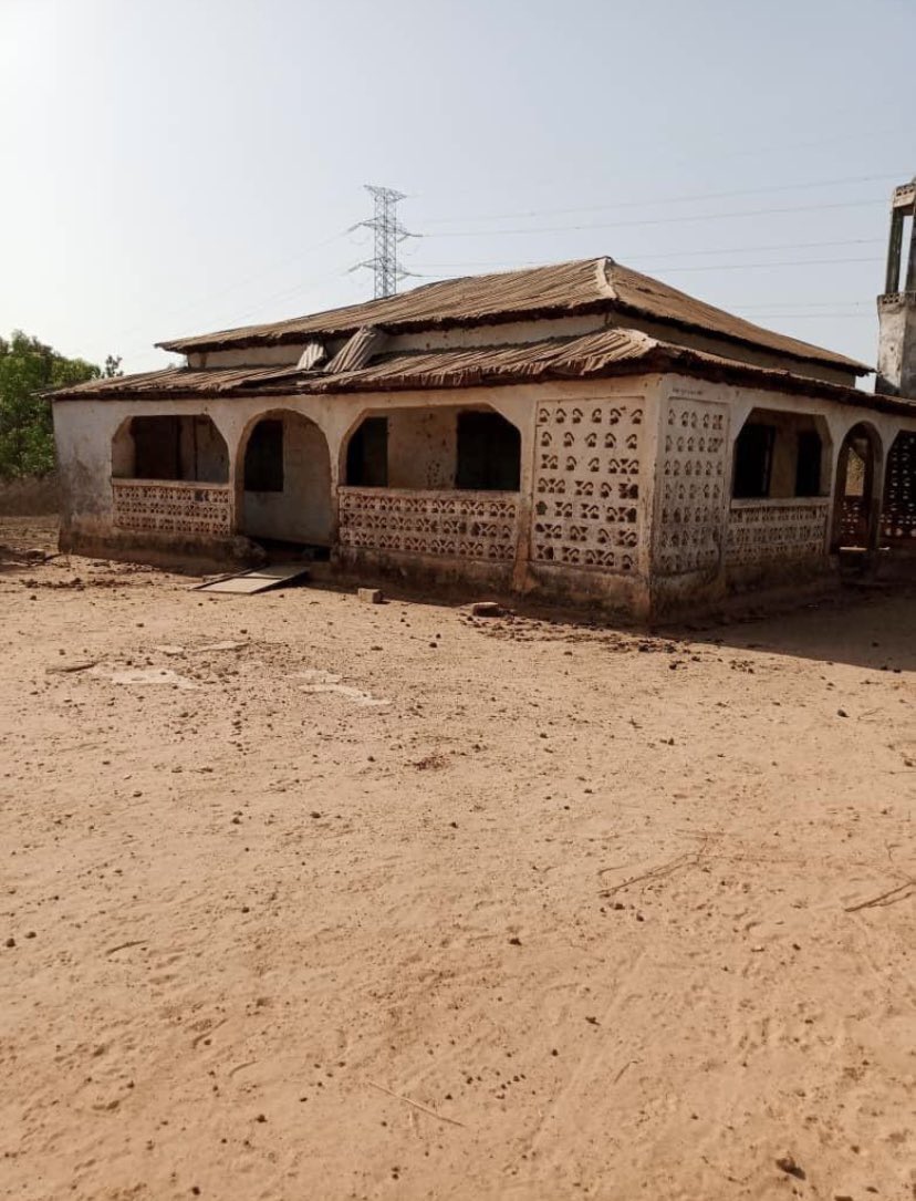 Modoumannh9's tweet image. The masjid serves a beautiful community of Muslims who, despite extreme financial hardships, aspire and work hard to be good Muslims. The masjid is their center of worship, Islamic education, and Quran memorization. Sadly, many parts of this scared place of worship such as the