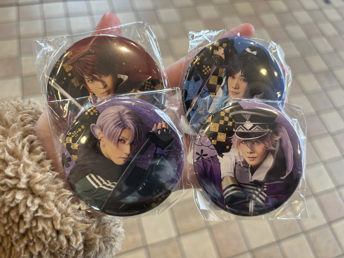 【交換】ミュージカル刀剣乱舞 刀ミュ 刀剣乱舞 東京ドームシティ 缶バッジ ガチャ

譲→源清麿 五月雨江 大和守安定 大包平

求→加州清光 大倶利伽羅

現地のためIDありません。
14時30分まで東京ドームシティにいます。
お気軽にお声掛けください。