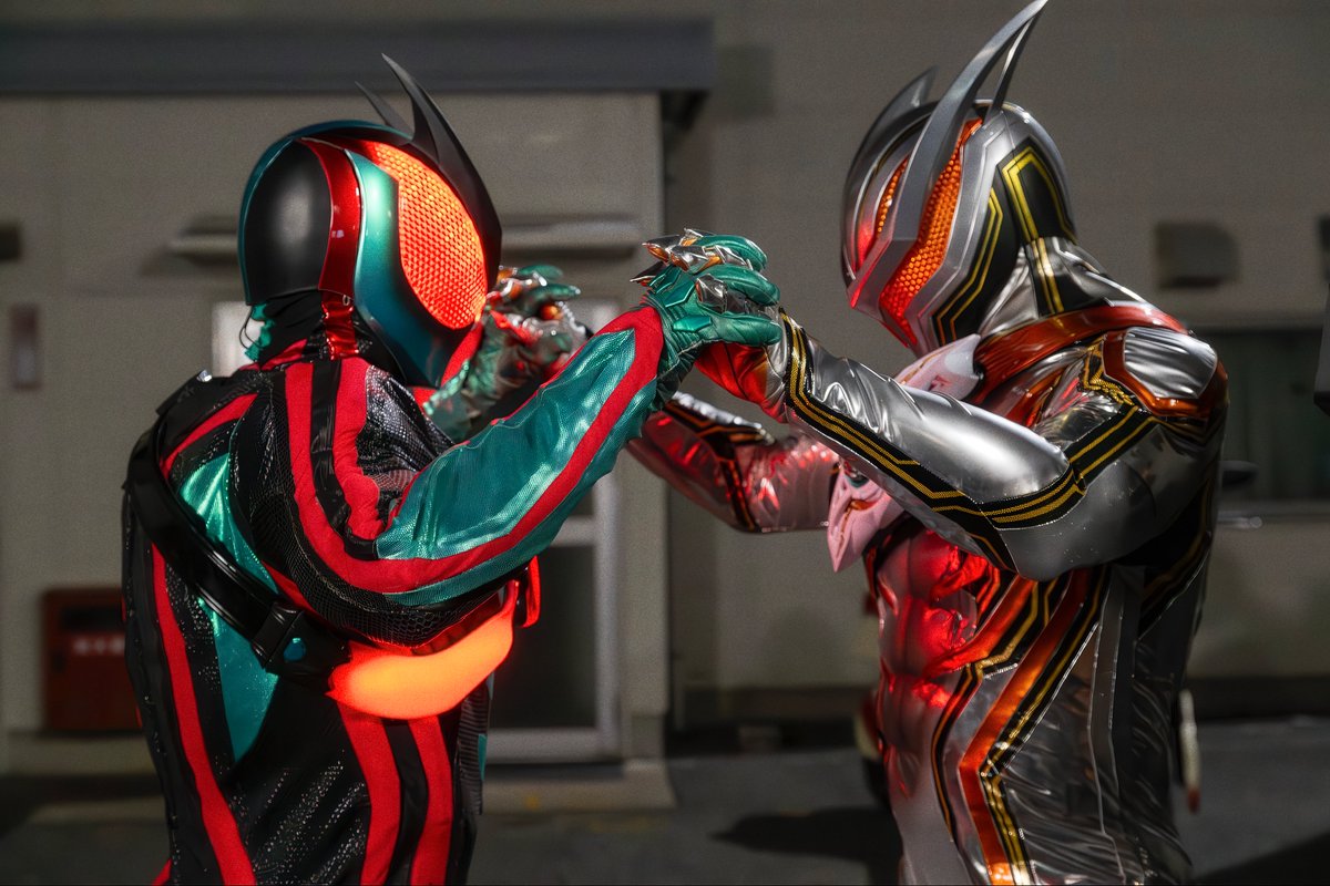 CCXP 2025 celebra eras de Kamen Rider: de ‘Black’ a ‘Zeztz’