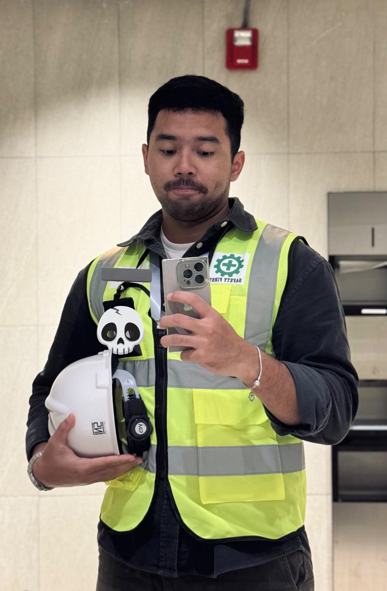 EspressoooLord's tweet photo. hi, ur engineering here👷🏼‍♂️ https://t.co/EVPAyv4N5v