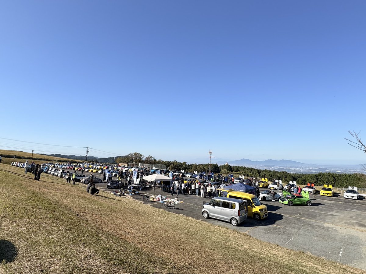 tomoS660ModuloX's tweet image. 全九オフ、すごい台数集まってた👀
懐かしの方々ともお会いできて良かった☺️
今年こそあか牛食べたいので、早々にこっそり退散させてもらいました〜🙇🏻‍♂️