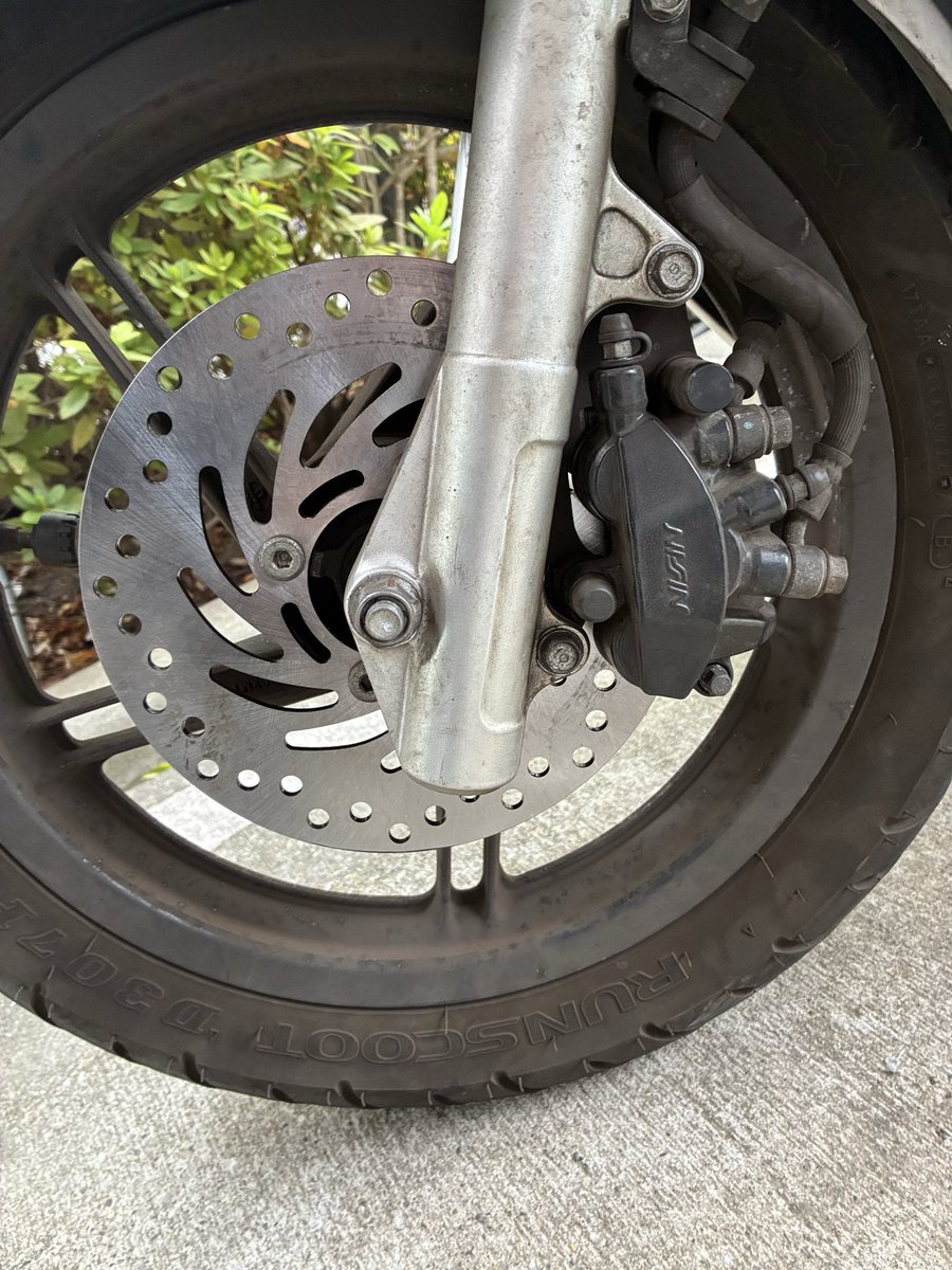 bikediynavi's tweet photo. Pcxのブレーキパッド交換ついでに
ローターも交換
作業30分
#pcx #kf12 https://t.co/keCl5nhbsN