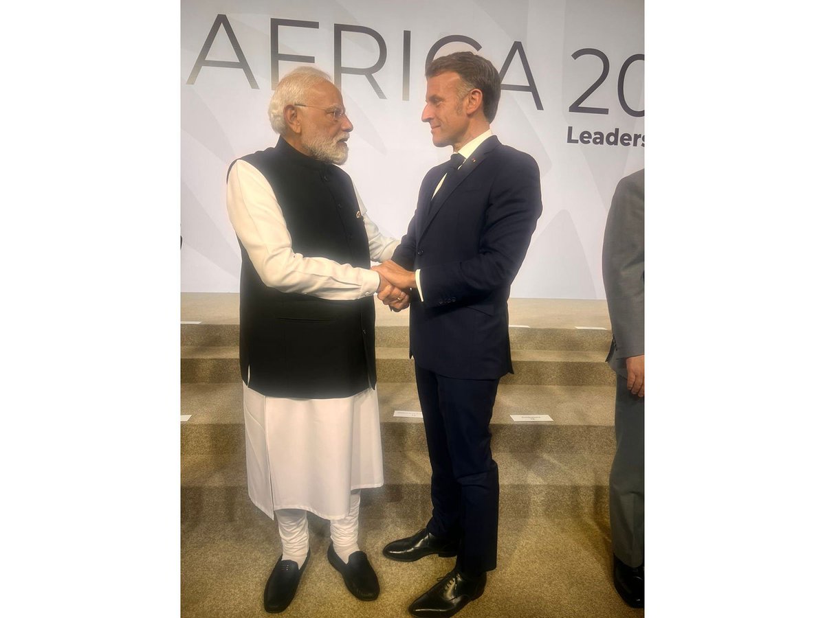 Indsamachar's tweet image. &quot;Long live the friendship between our countries,&quot; says French President Macron after meeting PM Modi
#PMModi #PresidentMacron #G20Summit