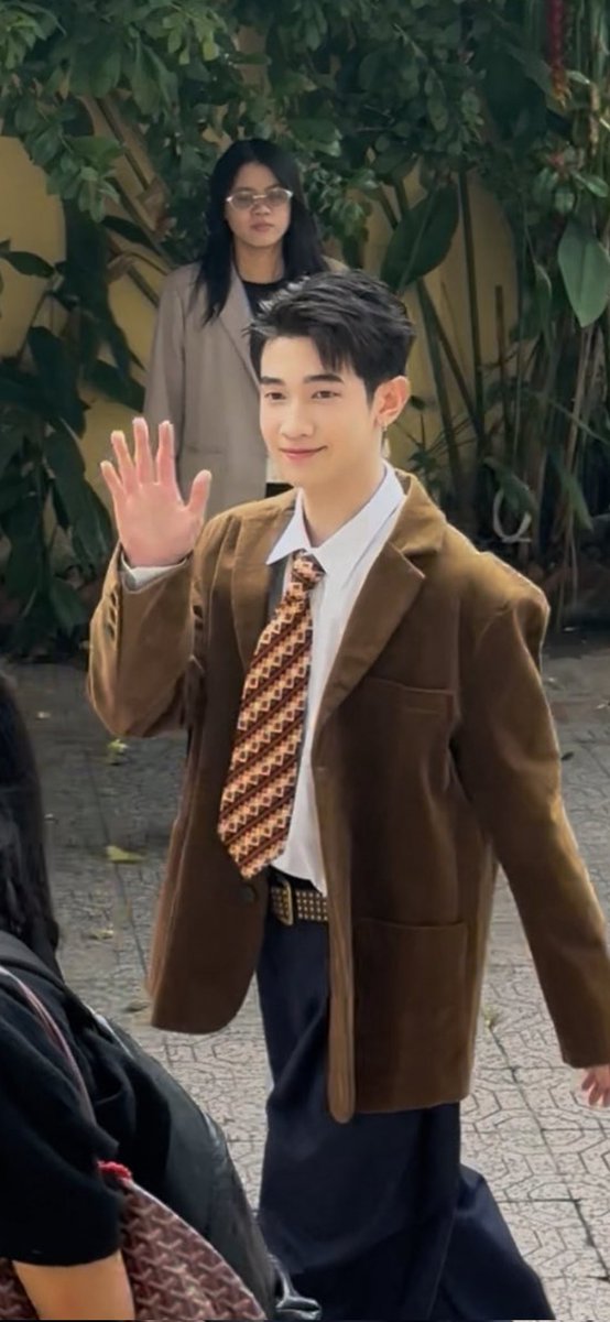 sairunggib's tweet image. โปรเกรสหล่อม้ากกก 

#ฉันจะหนีไปดาวพลูโตไปโฮจิมินห์ไปหาม่อนโปร
#ProgressPassawish