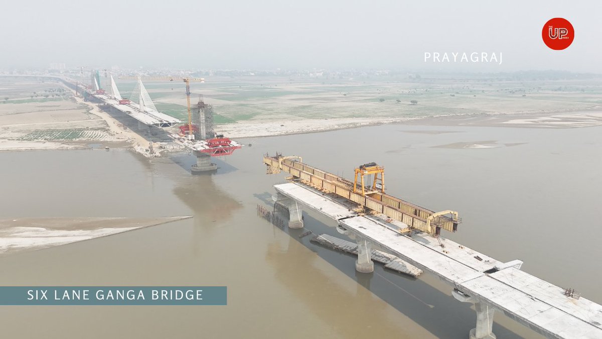 theupindex's tweet photo. Massive six lane cable stayed extra dosed bridge over Ganga river in Prayagraj is expected to be completed by September 2026.

This is UP's longest and one of the longest cable stayed river bridges in India:

🔸9.9 kms, 6-lane
🔸Project cost - Rs 1948 CR
🔸Connects Malak Harhar in Phaphamau with Kalash Chowk in Katra

Full details here - https://t.co/Bue550FjFl