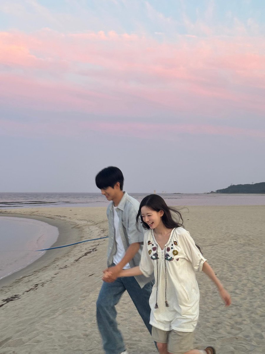 c_yoonjiiii's tweet image. do you also miss this Hyori and Bohyeon? because I do!