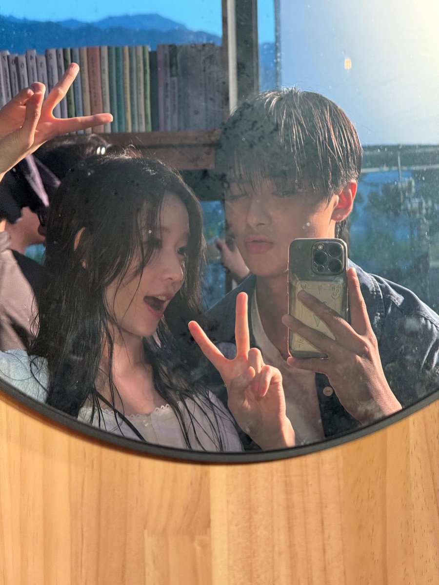 c_yoonjiiii's tweet image. do you also miss this Hyori and Bohyeon? because I do!