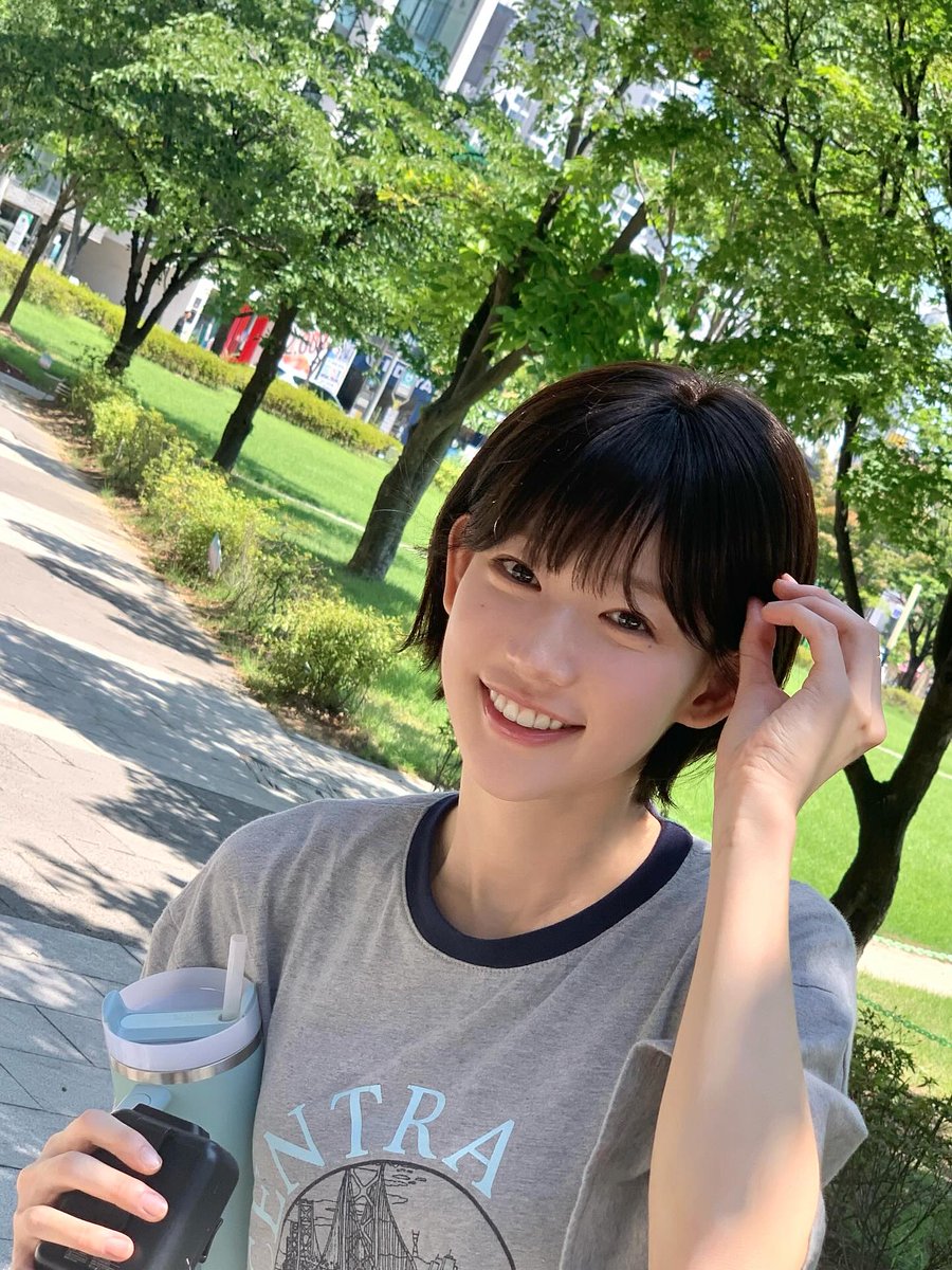 c_yoonjiiii's tweet image. do you also miss this Hyori and Bohyeon? because I do!