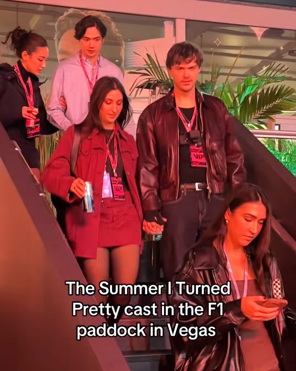 LNFOURS's tweet image. my close personal friend conrad fisher in las vegas to see my other close and personal friend lando norris race