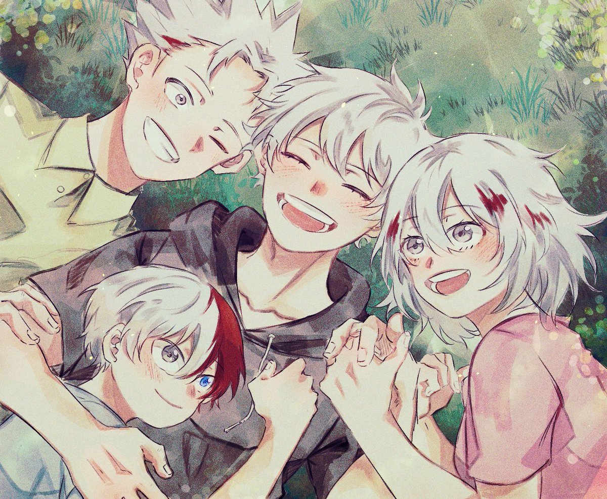 Fros_000's tweet image. I still can&apos;t get over the next week, so I just keep looking at the old pictures of my happy family that I drew myself.🫠