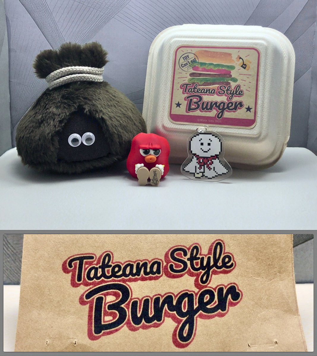 toshibon1206's tweet image. デザフェス戦利品3

さとうまりえさん(@MarieSato0904)のブースで、こもちゃん（リアル住居カラー）と辛口ナゲットくん、キーホルダーをお迎え✨
辛口ナゲットくんの機嫌悪めな表情が可愛い☺️
こもちゃんの新色も良い色味でめっちゃ可愛い✨

#デザフェス戦利品
#デザフェス62リポスト
@designfesta