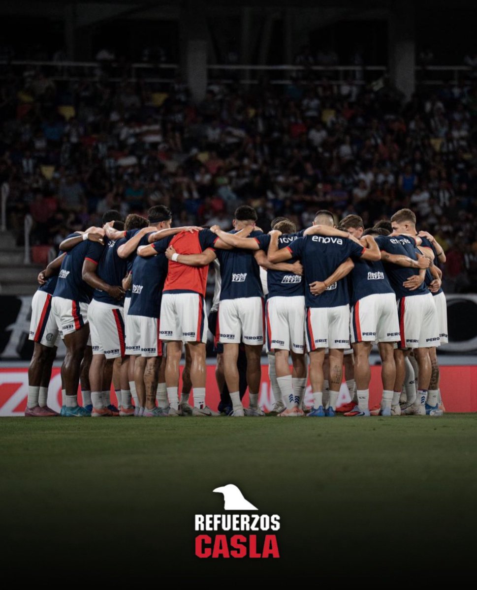Respeto para los jugadores de #SanLorenzo que, aún con sus limitaciones, dieron la cara por esta camiseta.

Hace meses no cobran sus sueldos porque #CASLA directamente no tiene dirigentes.
