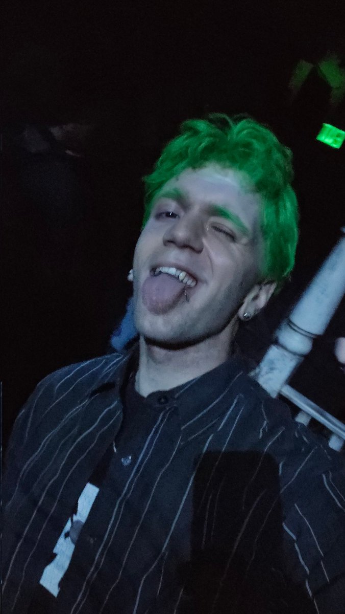 lowkeydisturbed's tweet image. Profusely h0rny tn. Help me bros 😩