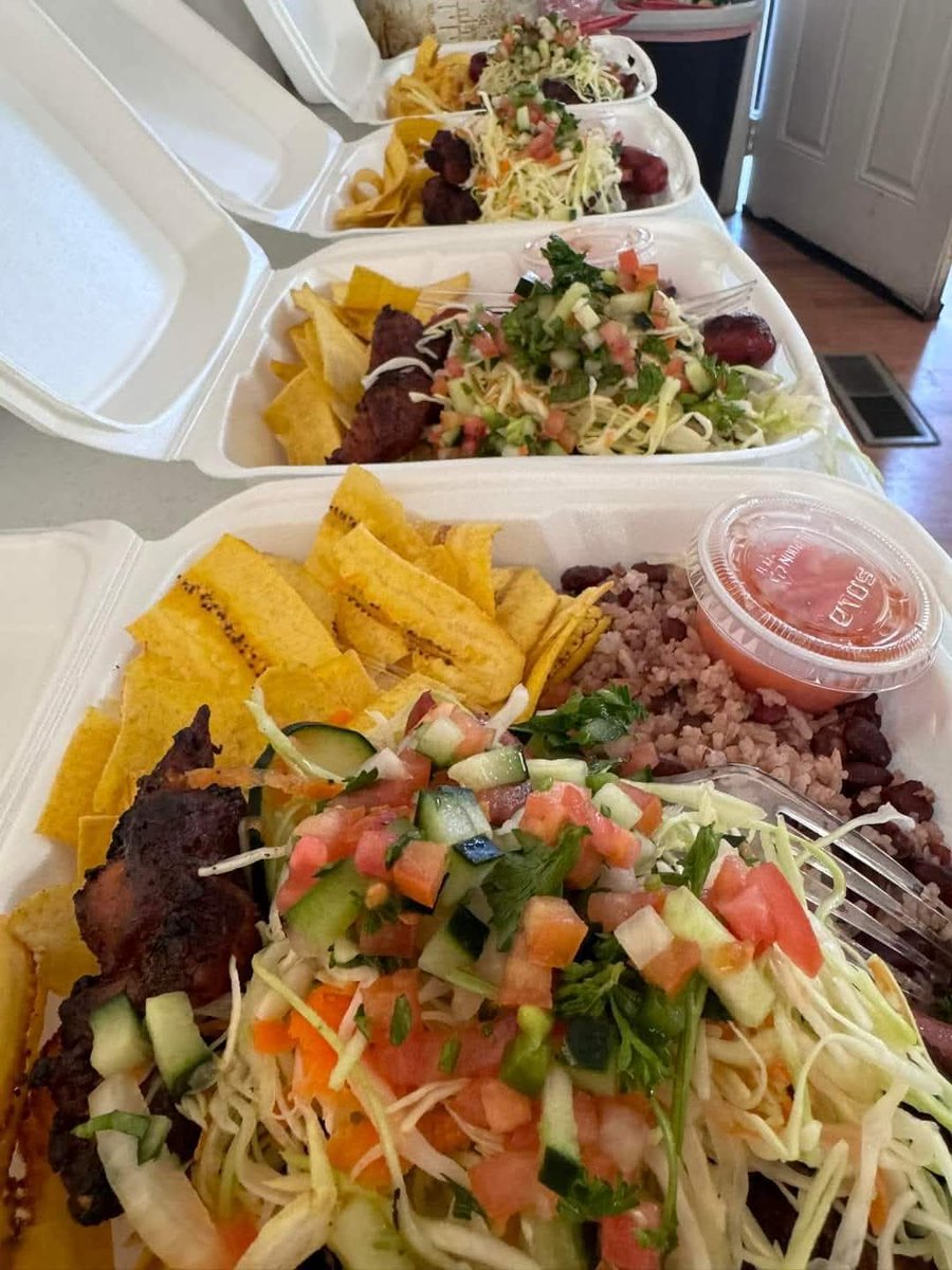 panoramacatolic's tweet image. 🇺🇲🇳🇮#Atencion Nicaragüense en #Indianapolis 

Gran evento por la patria azul y blanco mañana domingo 23 de noviembre a las 2 de la tarde, en la parroquia  Santa Mónica Indianapolis en EEUU

Sin faltar los platillos Nicaragüenses
Dirección: 6131 Michigan Rd, Indianapolis, IN 46228