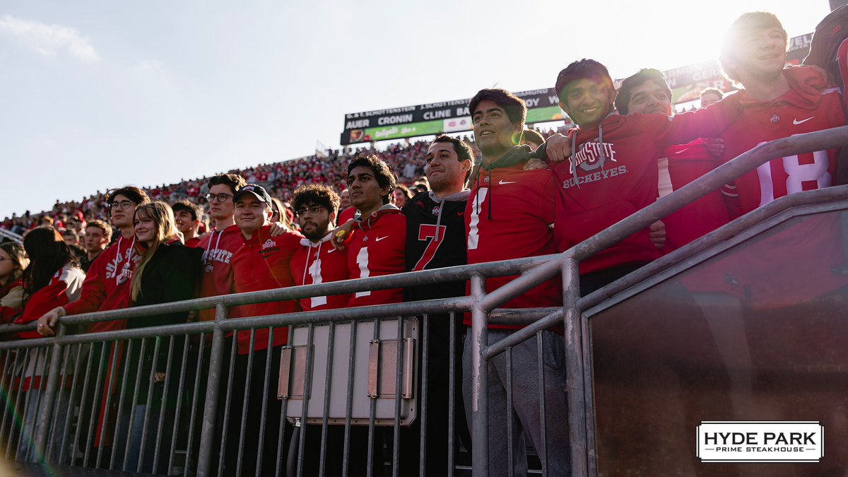 OhioStAthletics's tweet image. Scenes fro❌ Saturday 📸 ✨

Thank you for all the support at ho❌e this season Buckeye Nation 🌰

#GoBucks | @TheHydePark