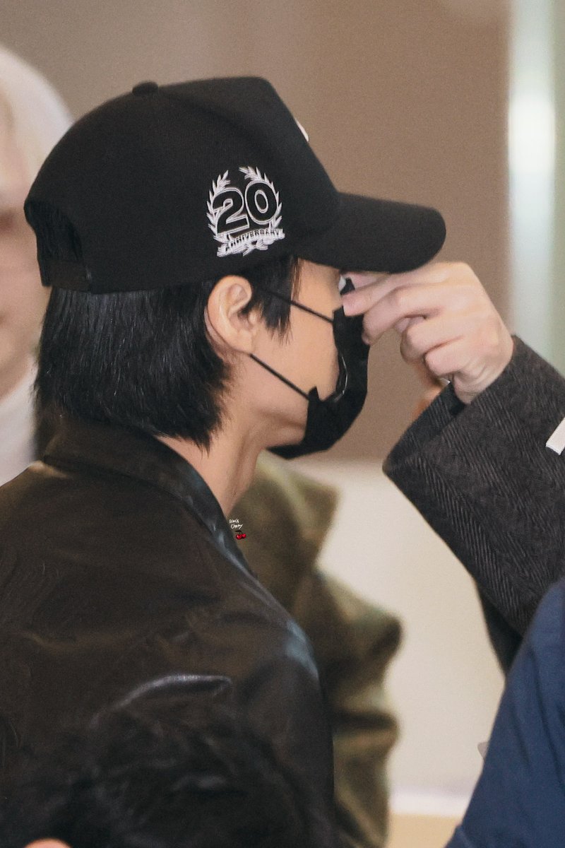 blackcherry_wy's tweet image. 251121 인천 출국

산아 우리 영이 항상 잘 챙겨줘서 고맙당🖤

#우영 #산 #WOOYOUNG #SAN #에이티즈 #ATEEZ