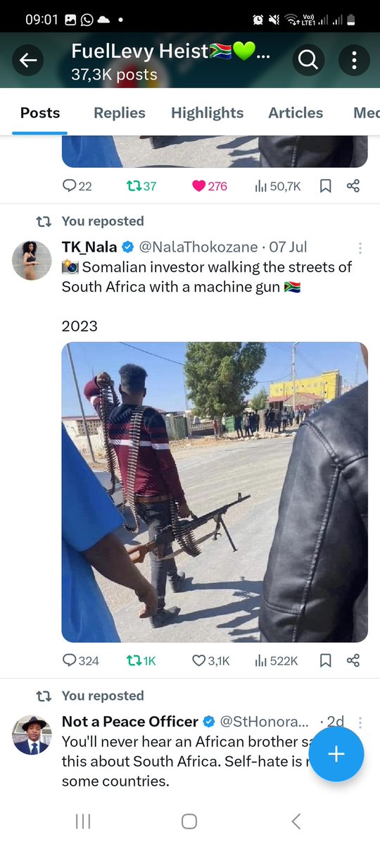 KgosiMalele's tweet image. Al Shabab then fund #Spaza4Locals in SA by Somali terrorists who bribe govt officials like @Stellarated 
SA &amp;amp; US must deport all Somali @ICEgov @PresidencyZA 
Cc: @nasiphim @MikaNgobeni
