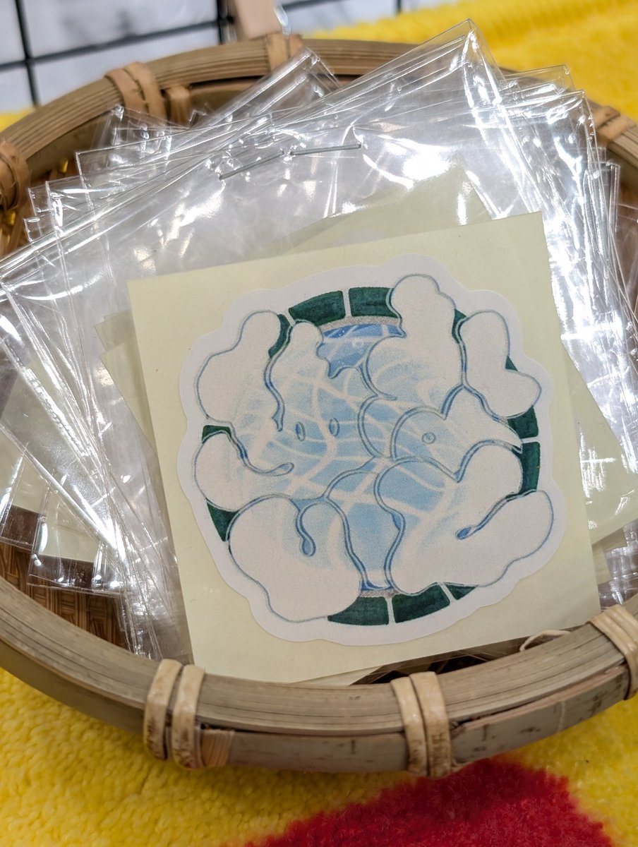 ゆないと初✨✨
ロゴステッカーを作りました！！！
東京ビッグサイト南3.4し-57でお待ちしてます〜♨️

#文学フリマ東京
#お風呂と推しごと 
#ゆないと