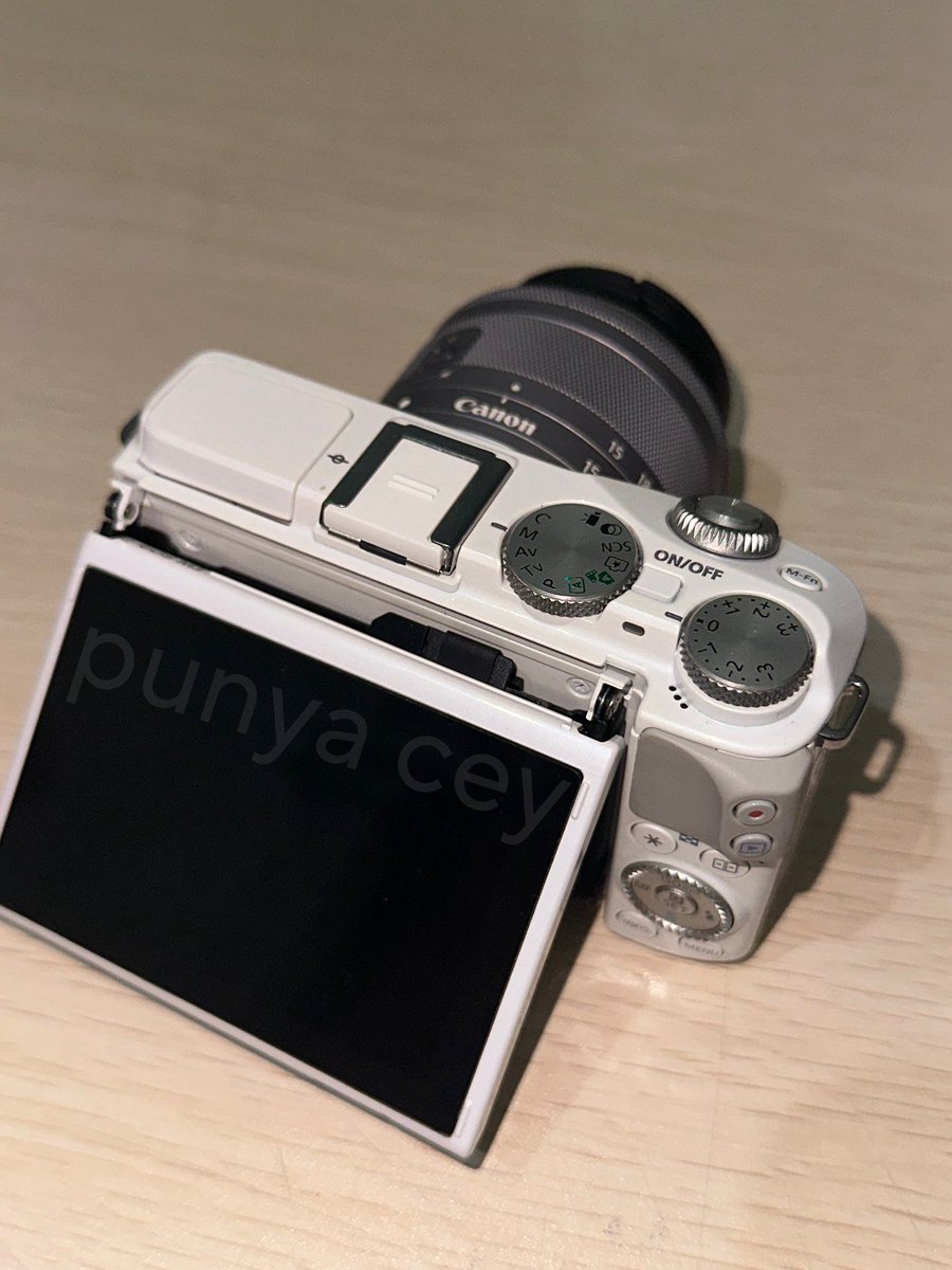 tearsoflee's tweet image. WTS // want to sell canon eos m3 wifi

✅good condi, jarang dipake
✅lengkap dengan box + tas kamera
✅lcd full antigores + lens camera protected

📍COD Tangerang / oyen 
💰dm for price, bisa nego tipis

t. wtb jual kamera camera canon mirorrless