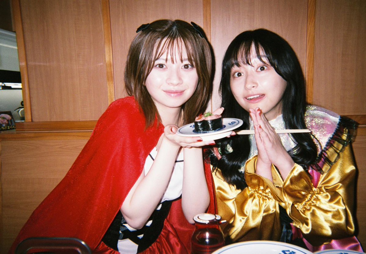 #エスケイプ ホリデー開催中🎉

『ハチカメラ』写真大公開🤳

か、かわいいーーー💘
撮影📸リンダ(#佐野勇斗)

インスタでは別ver.を公開！

3連休にTVerで追いつけ！
ダイジェスト＆最新話無料配信中✨
bit.ly/tver_x_organic…

【第𝟖話】𝟏𝟏/𝟐𝟔(水)よる𝟏𝟎時
#桜田ひより #佐野勇斗
#影山優佳