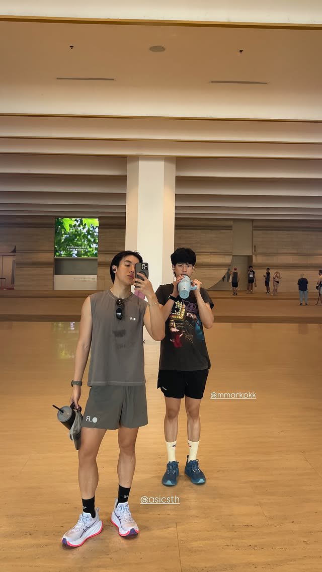 TUTa0218's tweet image. ปะป๊า ดูแล เด็กน้อยได้ดีมากจริงๆ ✨🍃

IG Story : @arm_wc - 20251123

#mmarkpkk @mmarkpkk 
#markpakinDaily 
#arm_wc