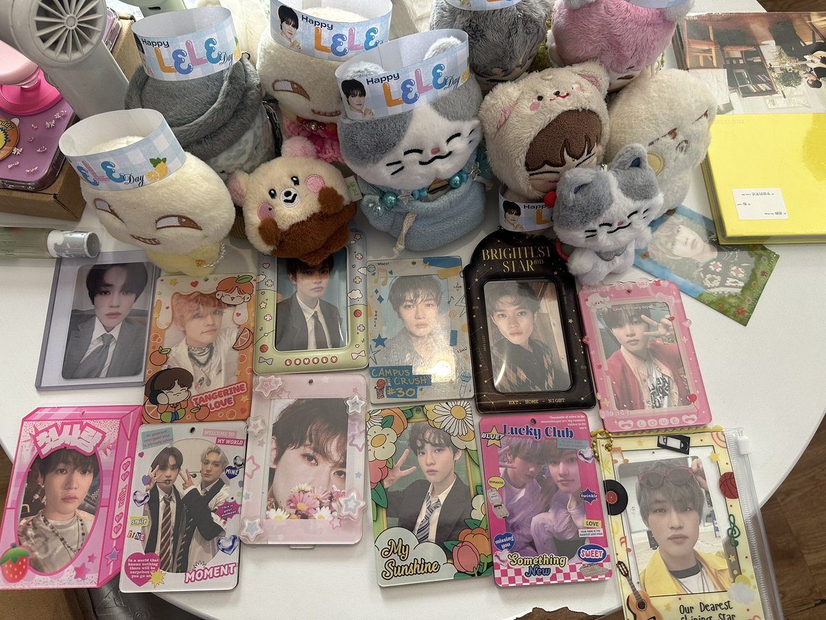 #BrightSkiesEndlessDreamsWithCHENLE
☁️ <a href="/KH1000LE_PH/">ZCL PH Team</a> 

Thank you so much for this wonderful event! Hindi ako part ng team pero kahit papaano I get to experience organizing things kahit sa deco lang (and chairs hahaha) And we met a new friend yey! May kikitain na naman next event^^