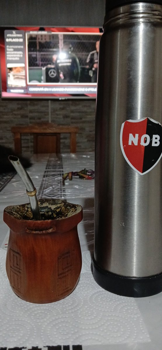 rubenroberto74's tweet image. #telemetrico con mate esperando a colapa de Rosario, vamo neneee