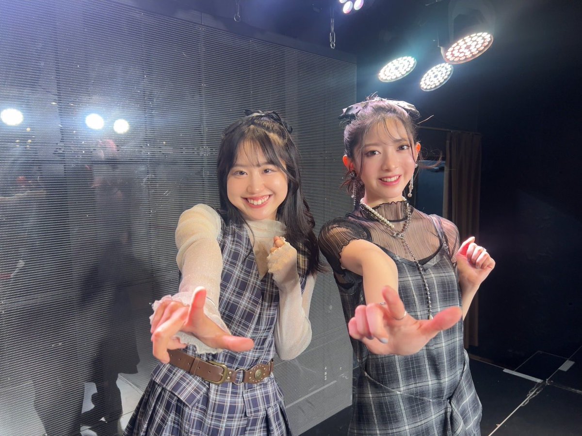 eternalbondsmr2's tweet image. りったんと真世ちゃんに秋をお届け🤗
紅葉🍁🍂🍃
帰る前に 品川区立池田山公園へ 
#菅原りこ ᴴᴬᴾᴾᵞ ᴮᴵᴿᵀᴴᴰᴬᵞ 
#りったんThanksFlowerDay2025
#池田山公園