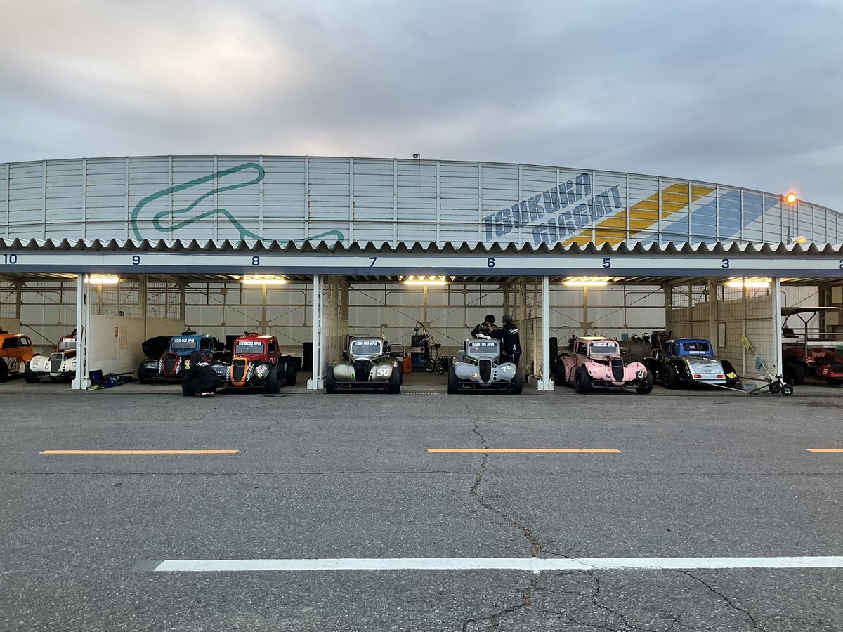 chitome555's tweet photo. 2025年11月23日　最終戦in筑波サーキット
LEGENDCARSJAPAN 公式予選結果 https://t.co/t7OmwJ4noZ