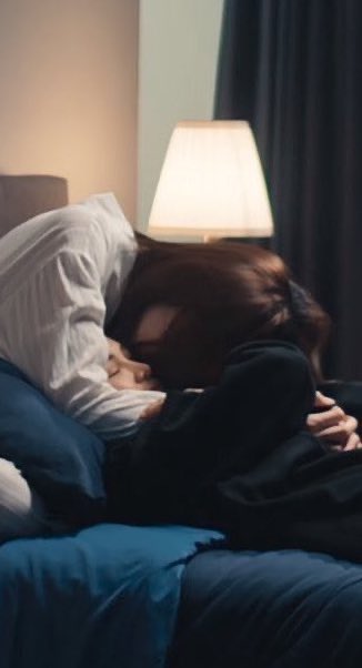 wilxiiix's tweet image. คิดถึงเหมือนกันนะเนี่ย ♥️ ครบ 1 ปีแล้ว

#ซีรีส์หยดฝนกลิ่นสนิม 
#PetrichorTheSeries