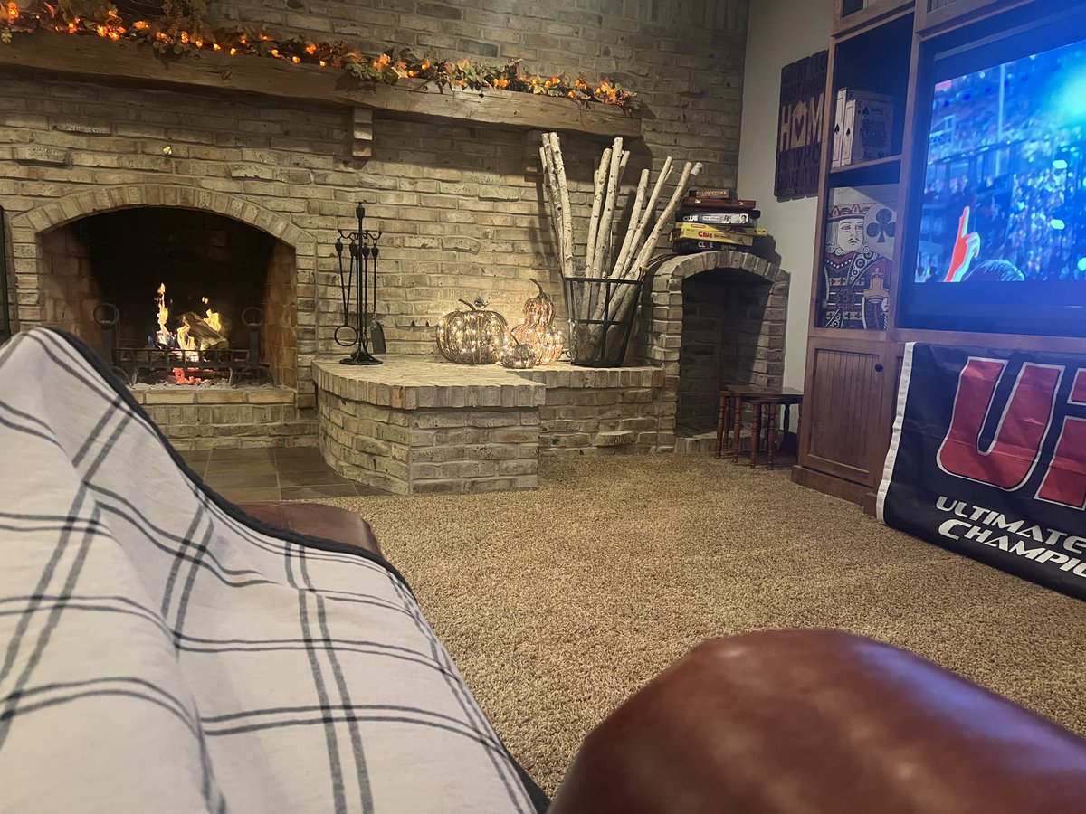 Fire and late night F1 from Vegas.  Great Saturday night!