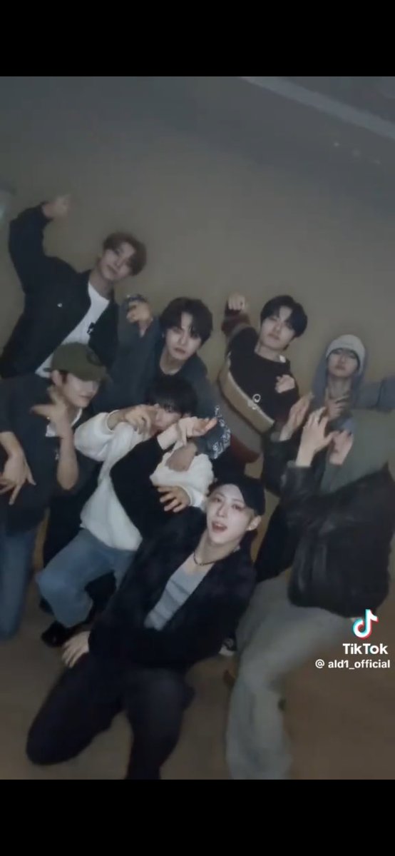 🎦 ALD1 TIKTOK VIDEO, INSTAGRAM REELS AND YOUTUBE SHORTS 11.22.25

Break time 🤘

Watch full video here:
🔗 vt.tiktok.com/ZSfB8pWYe/
🔗 youtube.com/shorts/yuX8HQV…
🔗 instagram.com/reel/DRWlX3tDz…

#LEELEO #LEO #이리오  #イリオ #ALD1 #알파드라이브원 #ALPHADRIVEONE