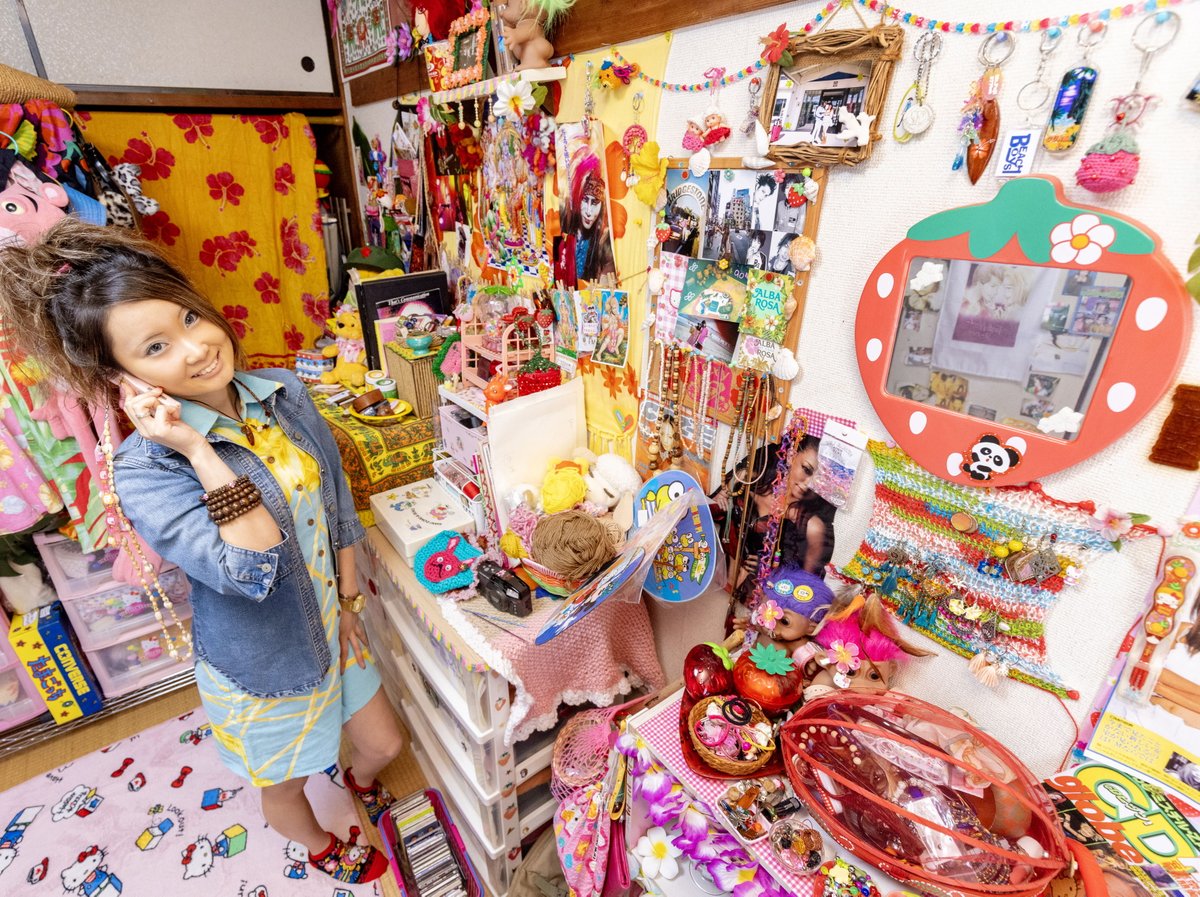 現状品 ハローキティ 書庫 古時計 レトロラブ アクション 本棚