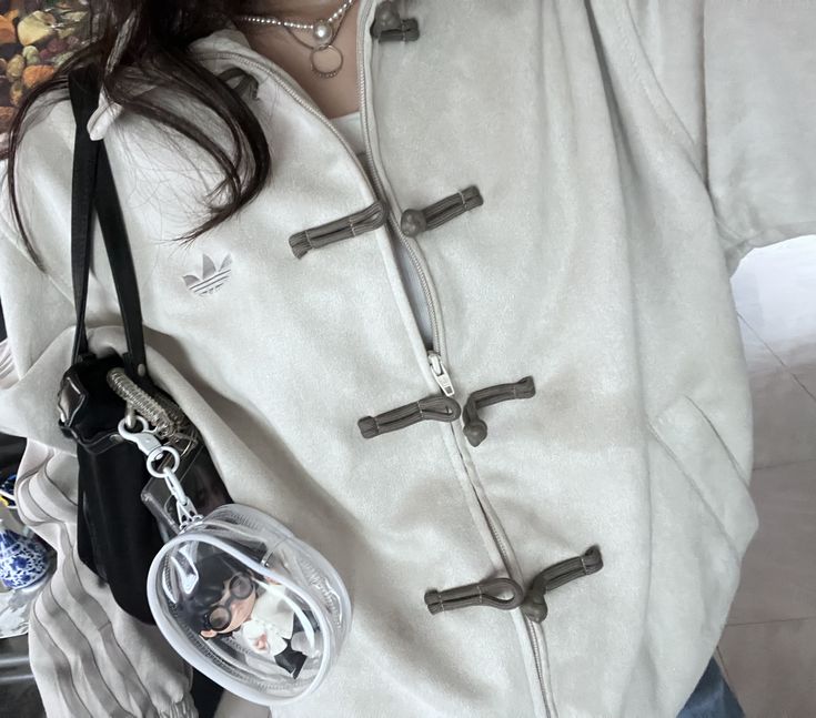 costume3_'s tweet image. 